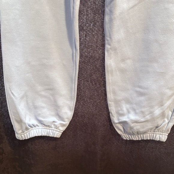 ALO Yoga Light Blue Joggers - Picture 5 of 7